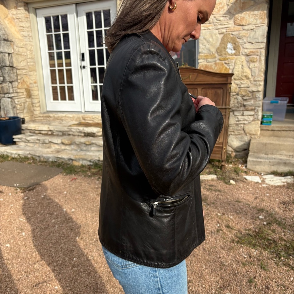 ANN TAYLOR LEATHER JACKET 12 - Picture 4 of 16